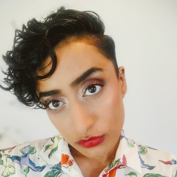 Meet your Posher, Vidya - Picture 1 of 4